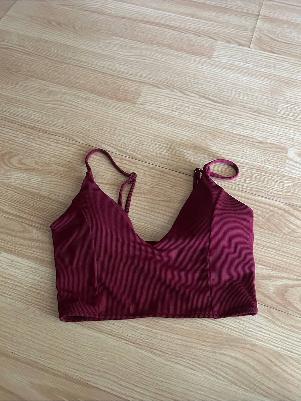 NWT Zaful Burgundy Ribbed V-Neck Cropped Swim Top Medium